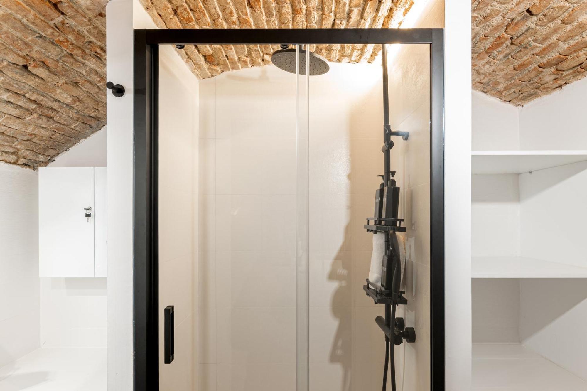 Honey Apartment In The Center Of Мадрид Екстериор снимка