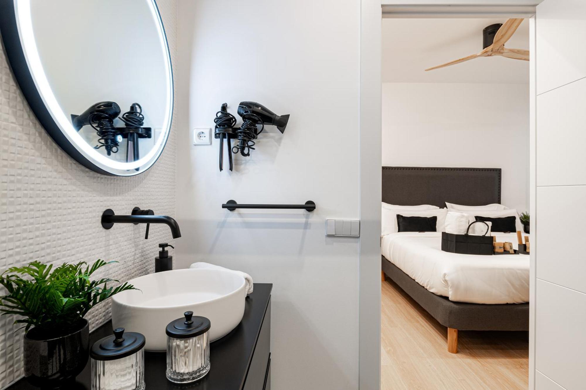 Honey Apartment In The Center Of Мадрид Екстериор снимка